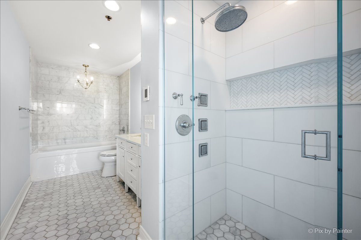 1546 North Orleans Street Chicago IL 60610
