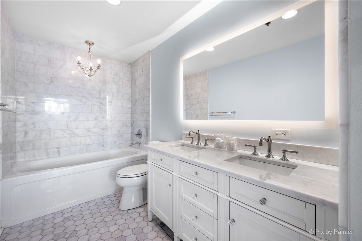 1546 North Orleans Street Chicago IL 60610