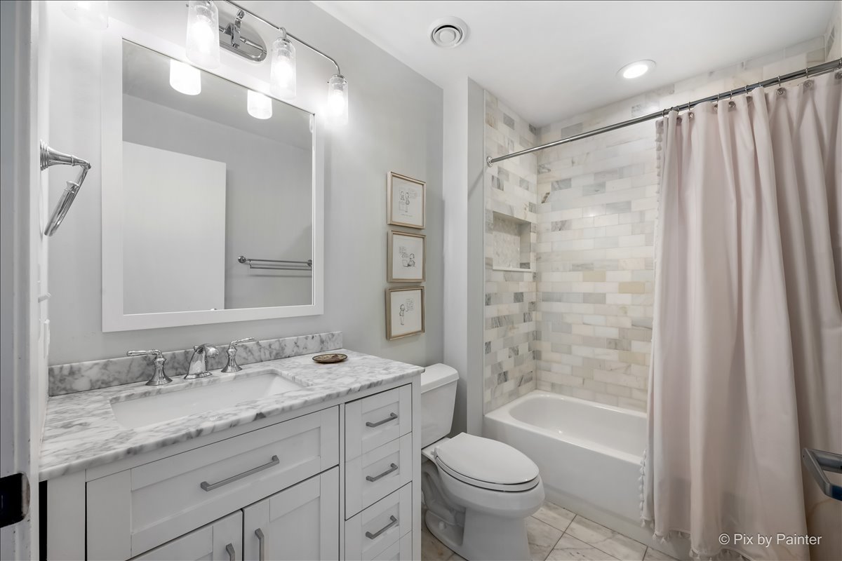 1546 North Orleans Street Chicago IL 60610