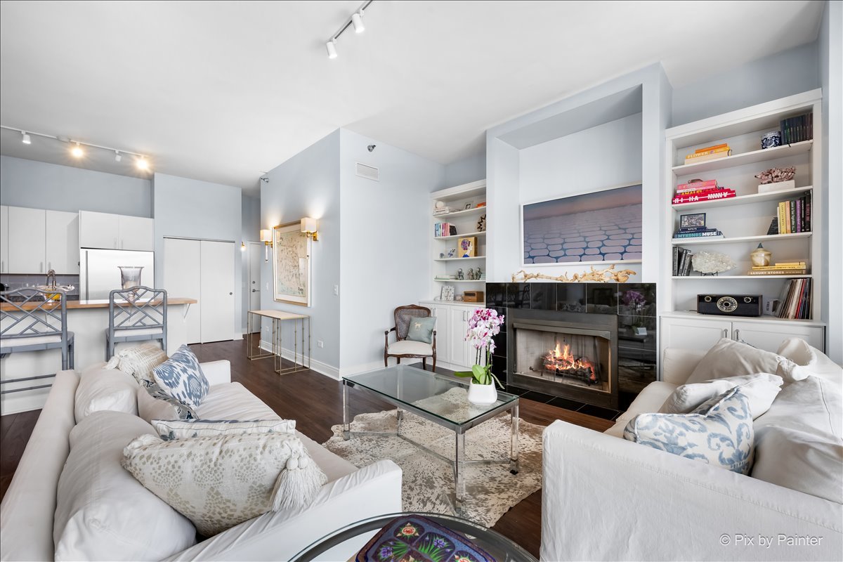 1546 North Orleans Street Chicago IL 60610