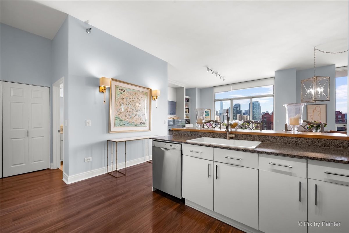 1546 North Orleans Street Chicago IL 60610