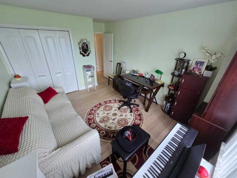 7033 North Kedzie Avenue Chicago IL 60645