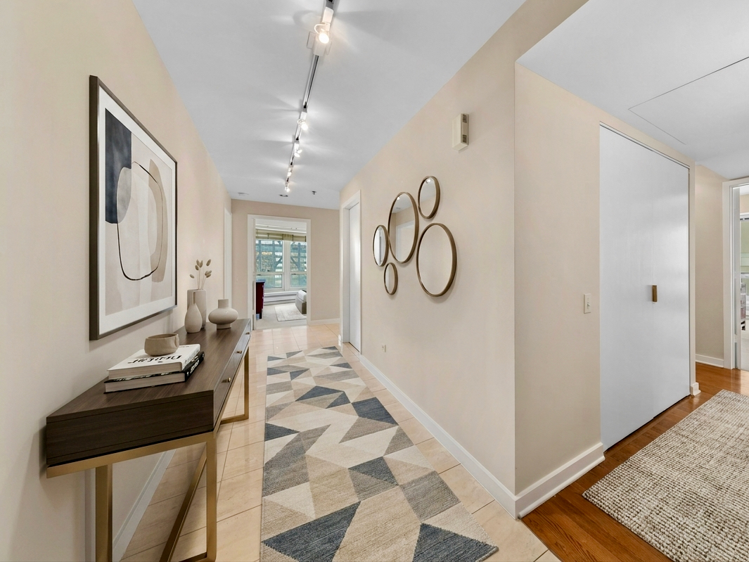 57 East Delaware Place Chicago IL 60611