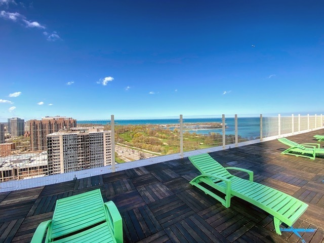 3950 North Lake Shore Drive Chicago IL 60613