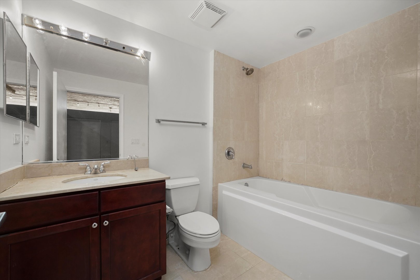 1070 West 15th Street Chicago IL 60608