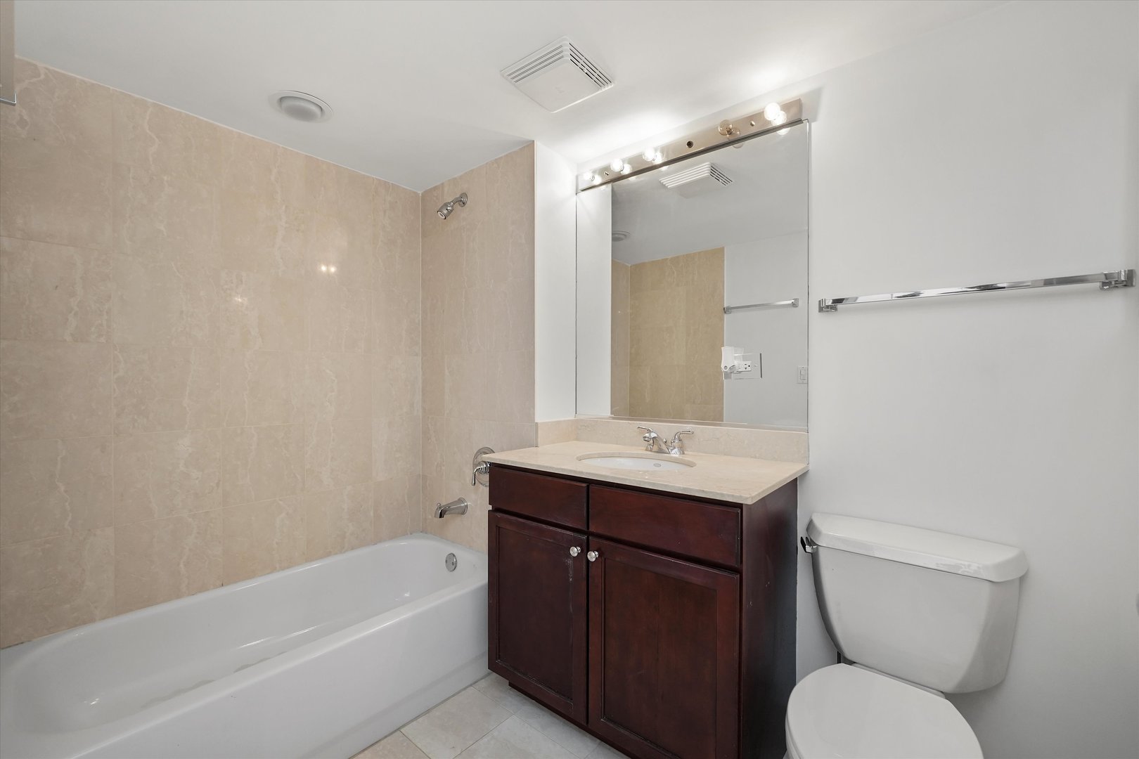 1070 West 15th Street Chicago IL 60608