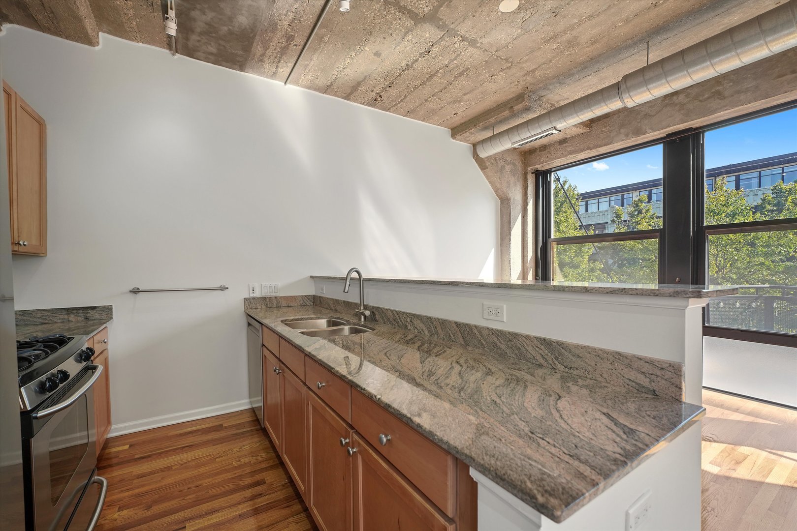 1070 West 15th Street Chicago IL 60608