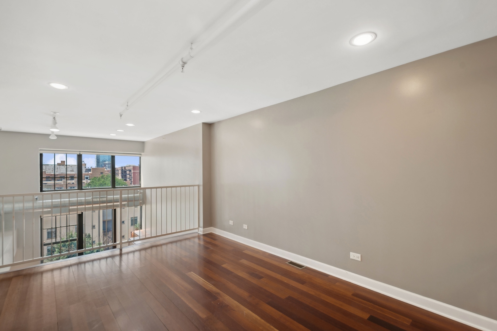70 East 18th Street Chicago IL 60616