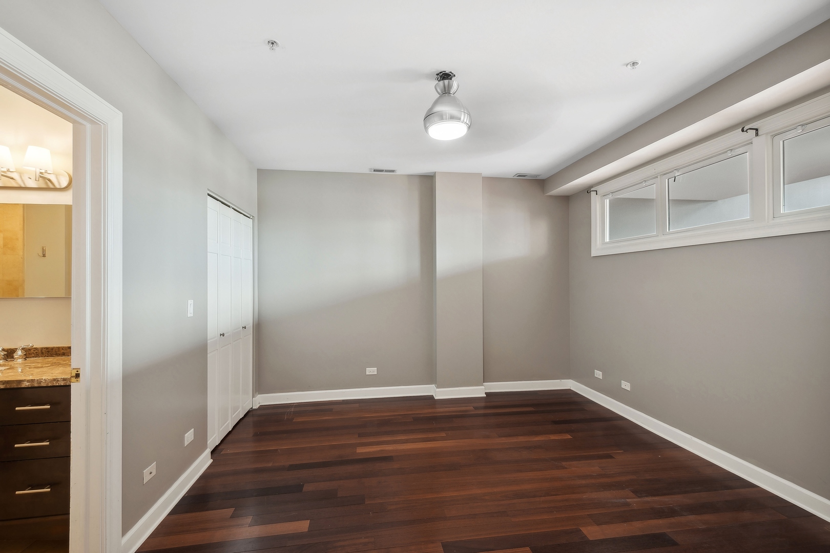 70 East 18th Street Chicago IL 60616