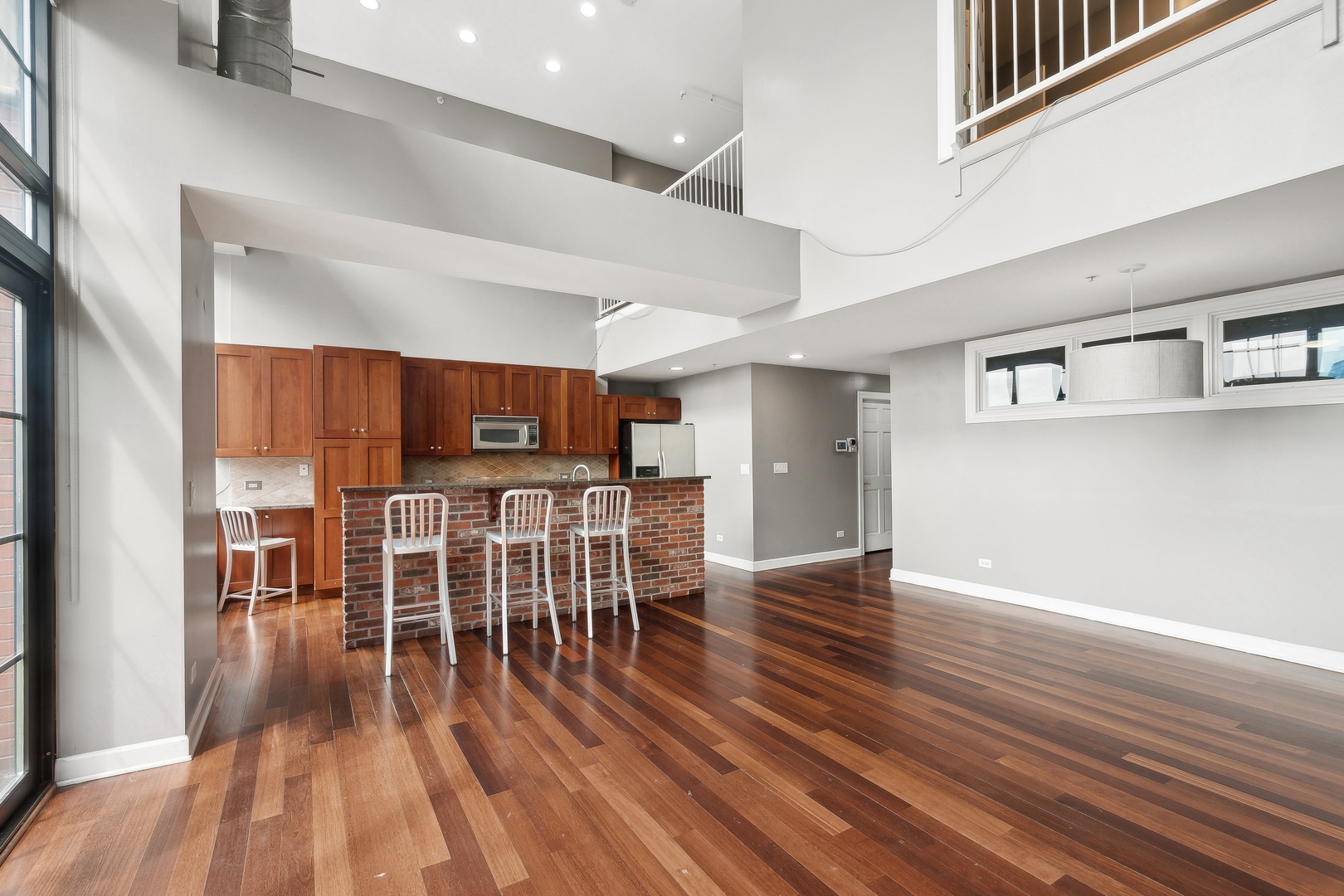 70 East 18th Street Chicago IL 60616