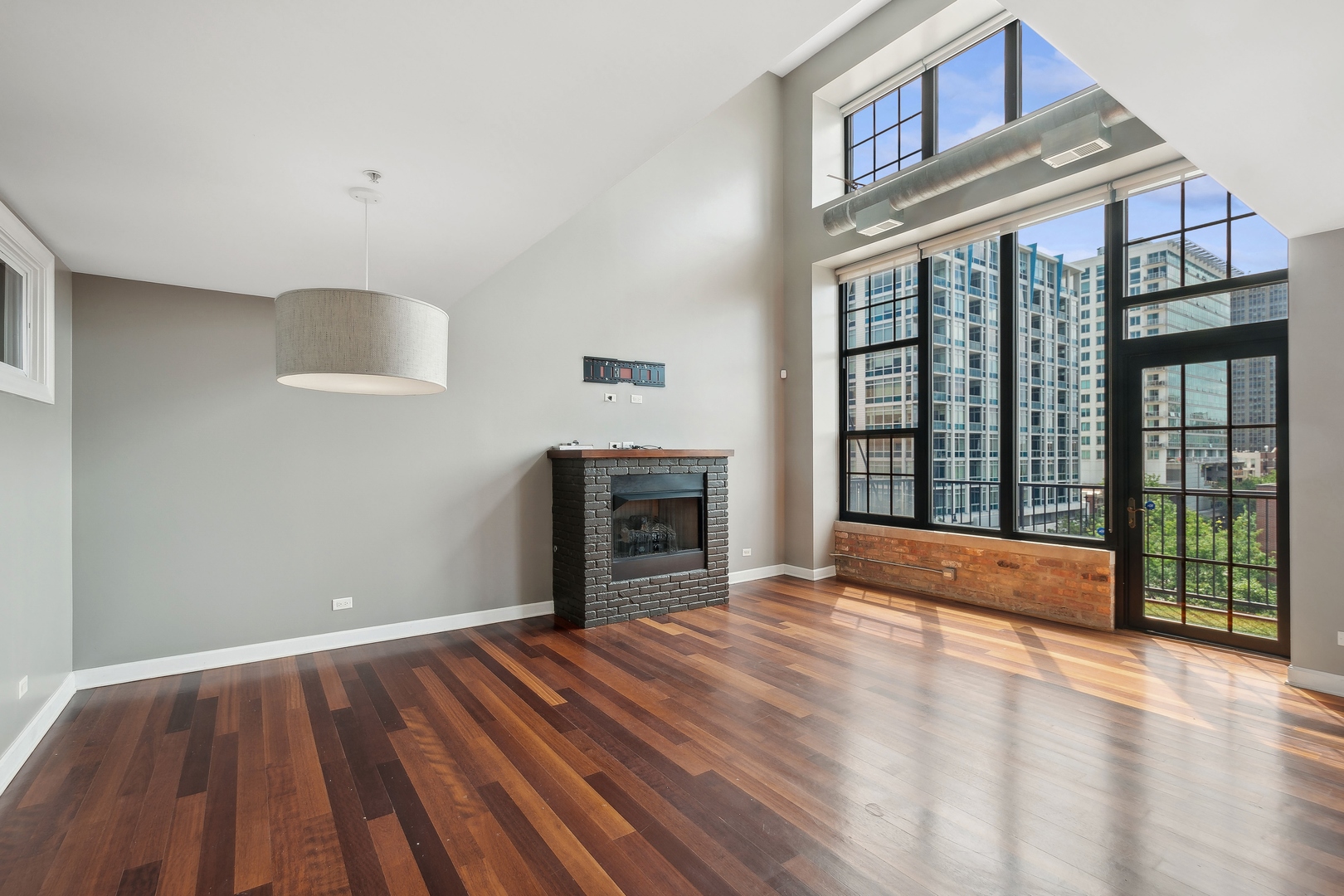 70 East 18th Street Chicago IL 60616
