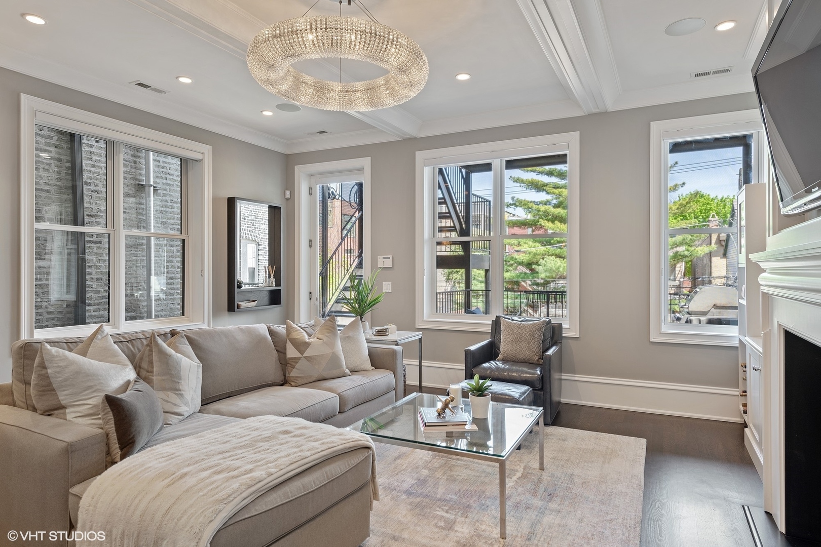 1905 North Bissell Street Chicago IL 60614
