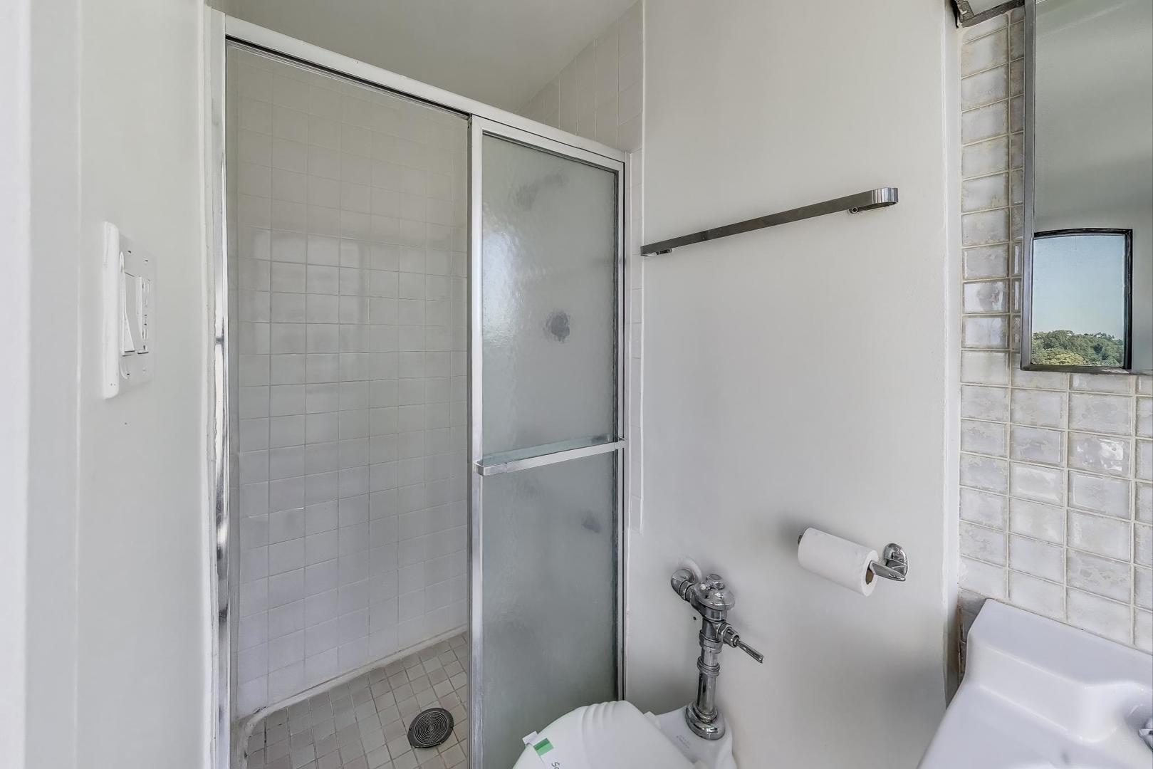 1401 East 55th Street Chicago IL 60615