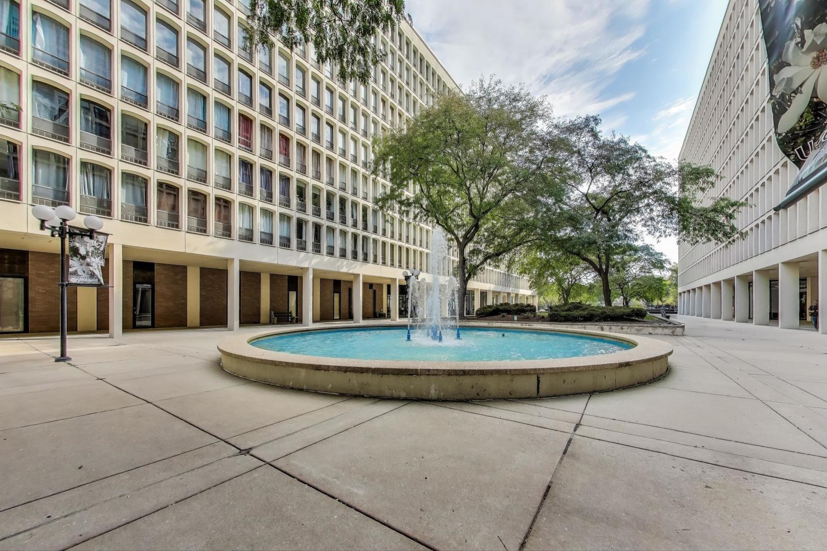 1401 East 55th Street Chicago IL 60615