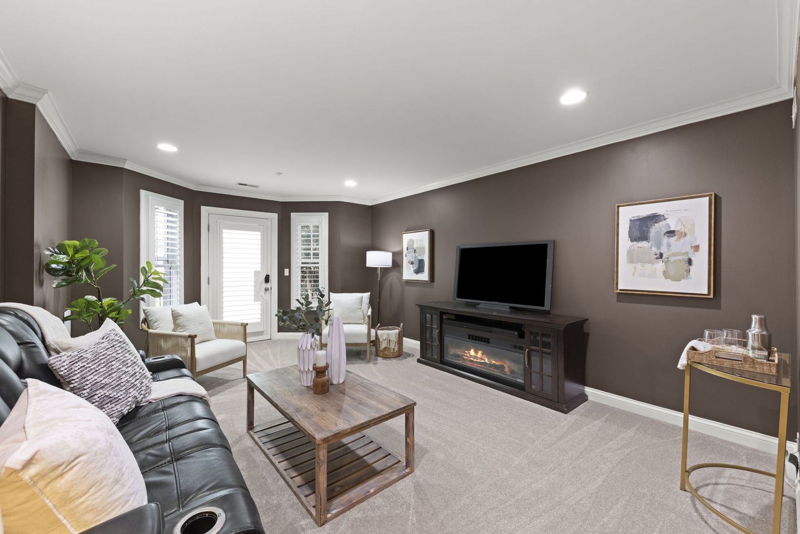 928 Shandrew Drive Naperville IL 60540
