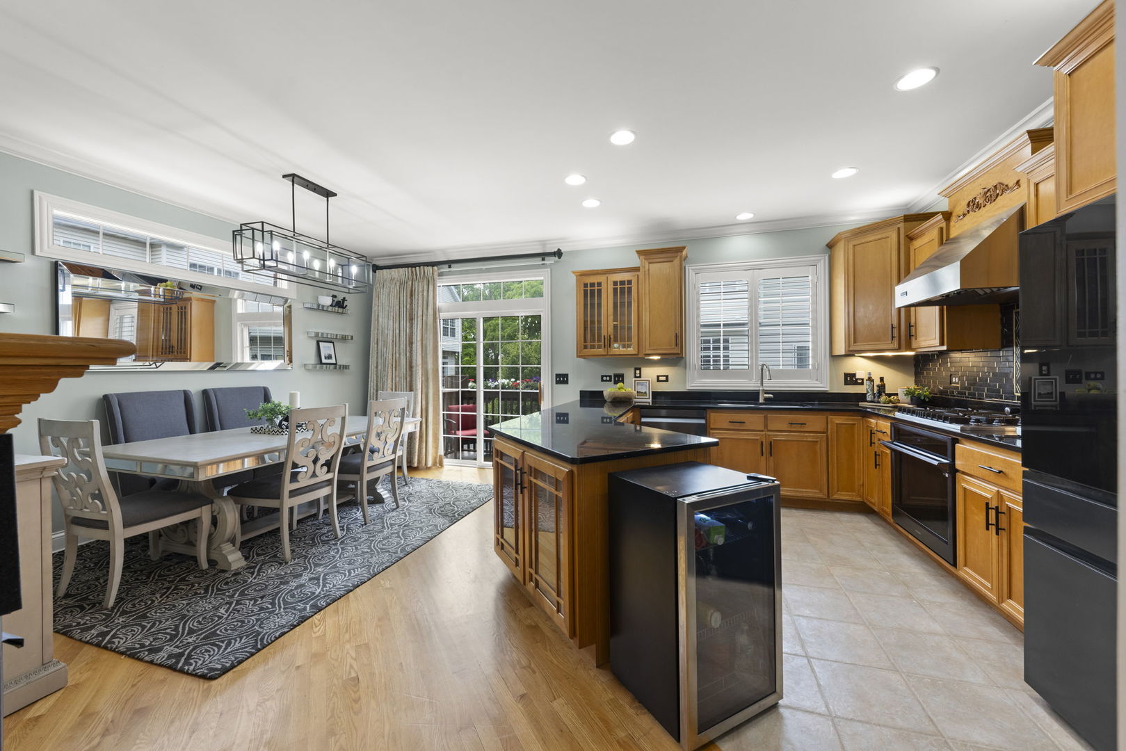 928 Shandrew Drive Naperville IL 60540