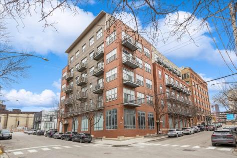 824 West Superior Street Chicago IL 60642