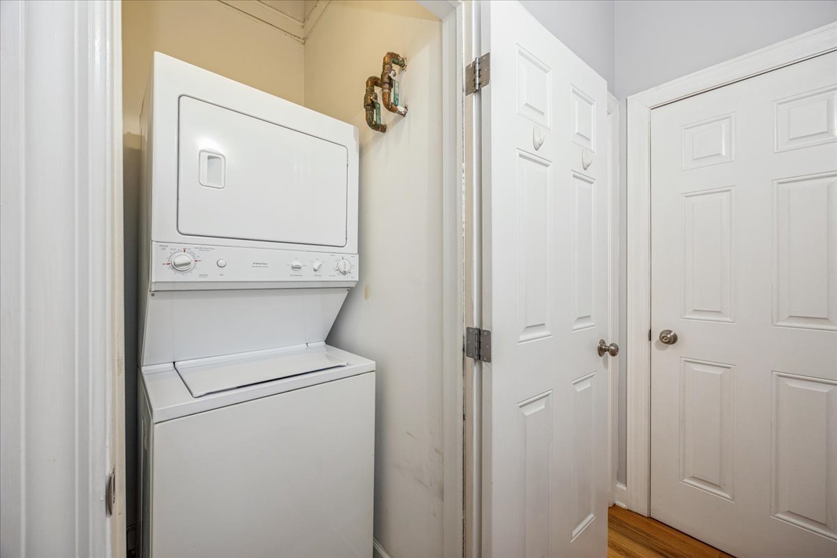 824 West Superior Street Chicago IL 60642