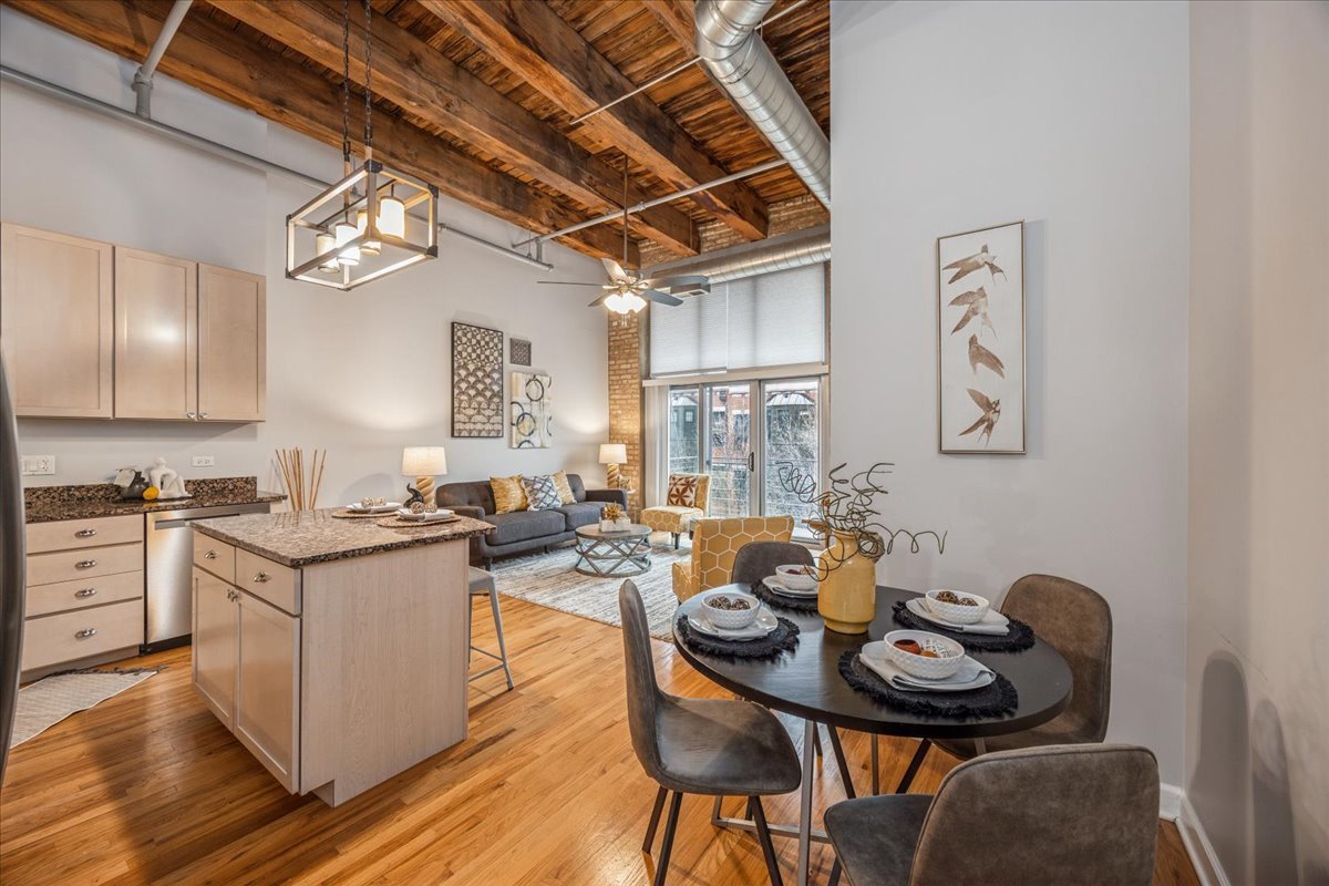 824 West Superior Street Chicago IL 60642
