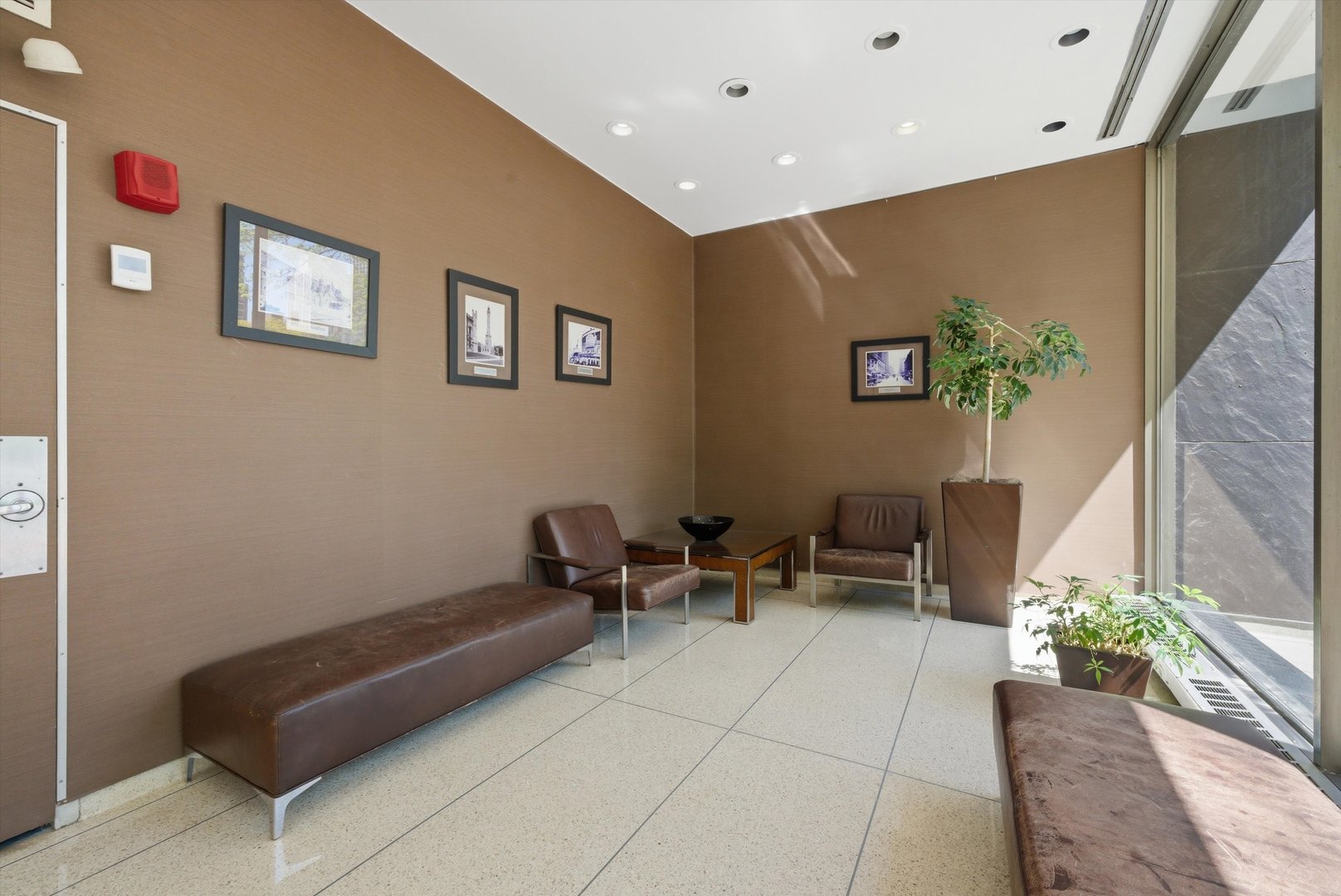 1455 North Sandburg Terrace Chicago IL 60610