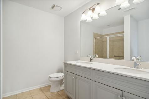 1199 East Port Clinton Road Vernon Hills IL 60061