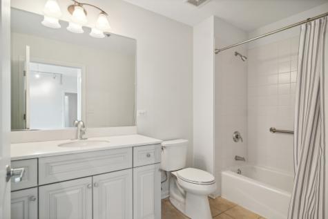 1199 East Port Clinton Road Vernon Hills IL 60061
