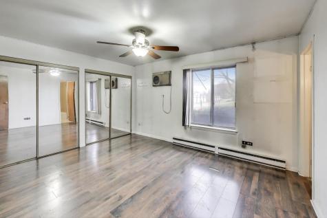 931 West Arquilla Drive Glenwood IL 60425
