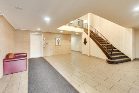 931 West Arquilla Drive Glenwood IL 60425