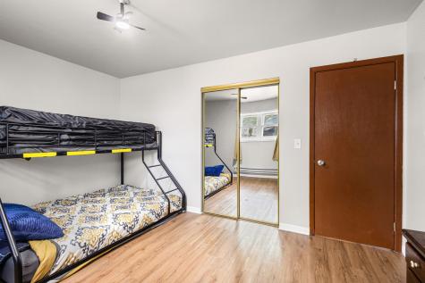 9458 Kelvin Lane Schiller Park IL 60176