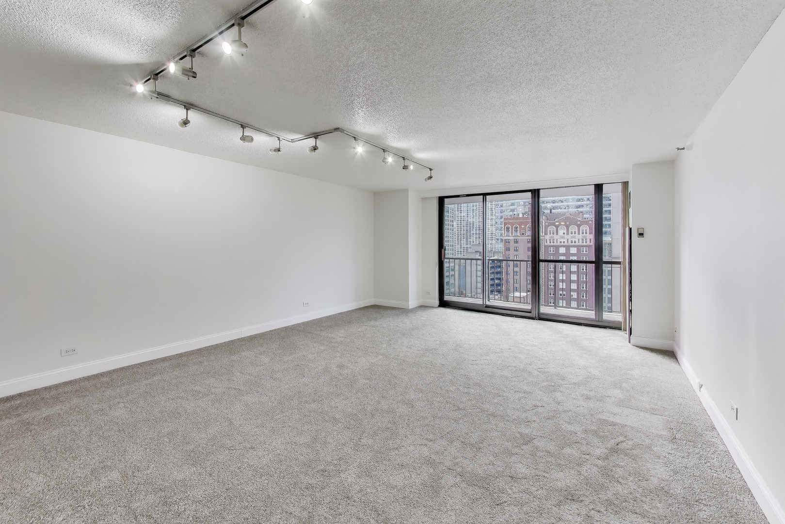 10 East Ontario Street Chicago IL 60611