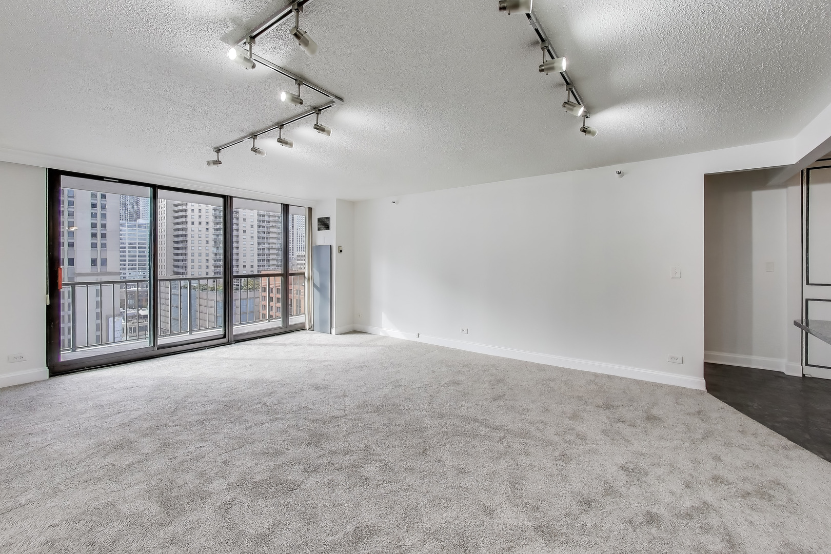 10 East Ontario Street Chicago IL 60611