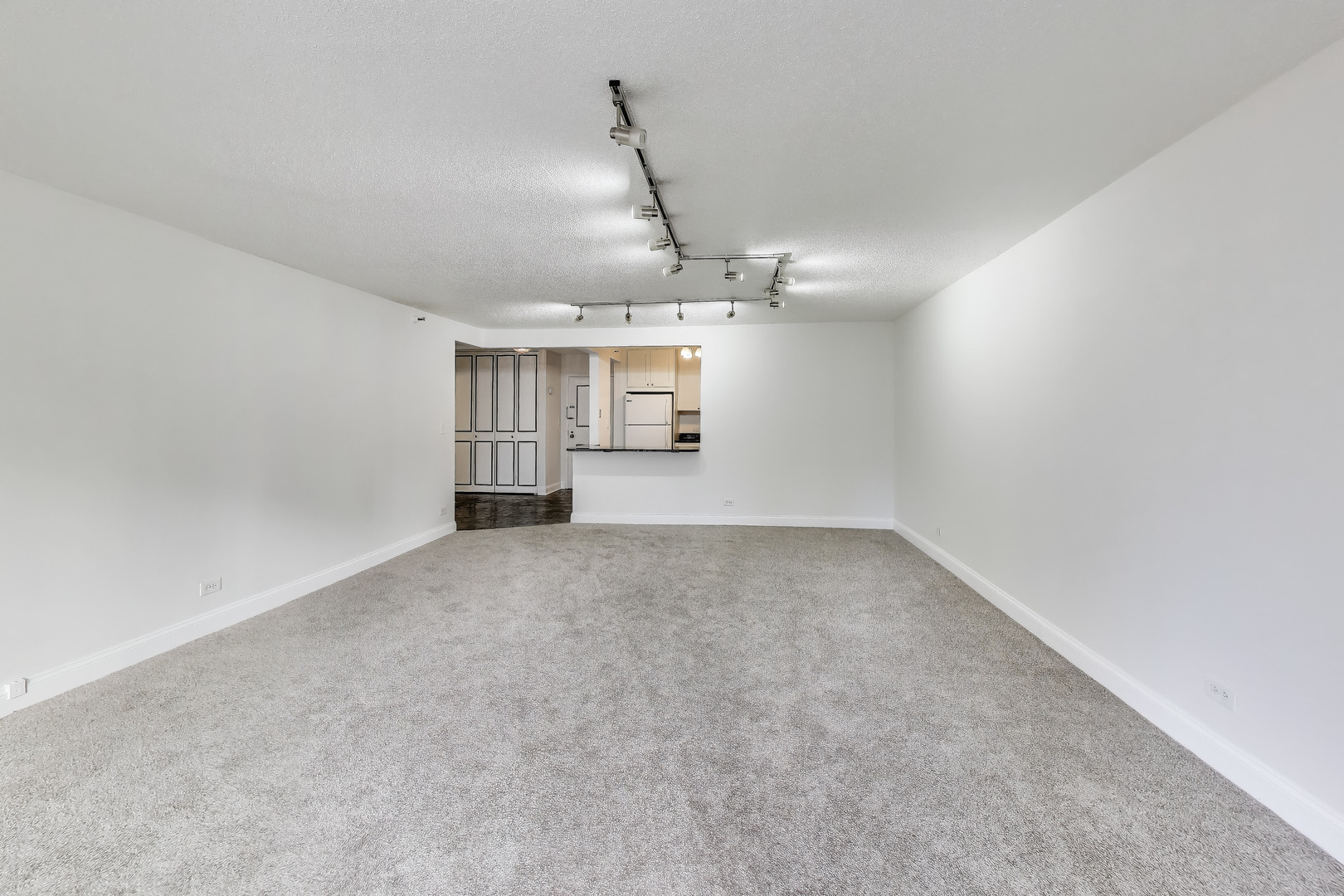 10 East Ontario Street Chicago IL 60611
