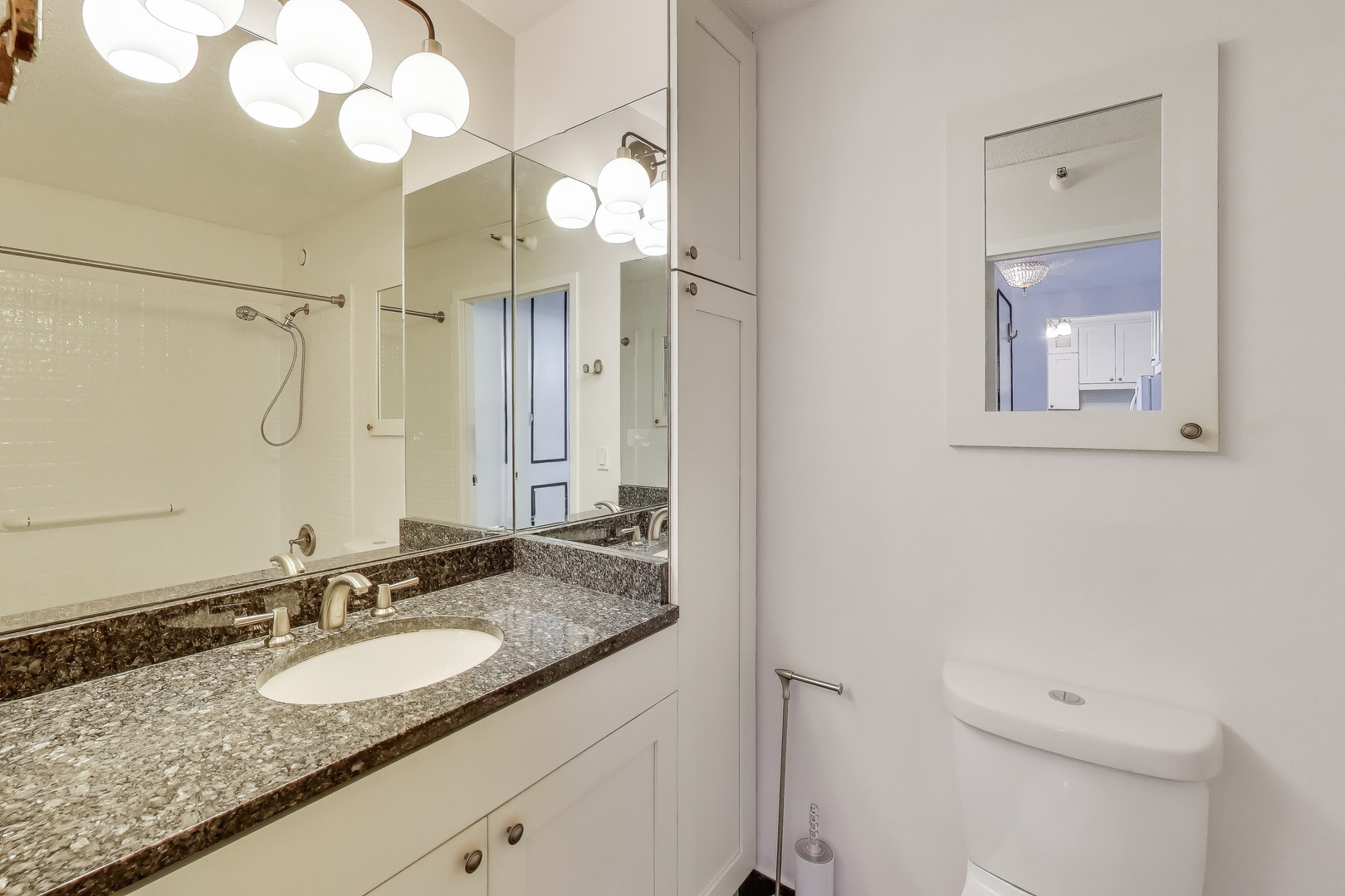 10 East Ontario Street Chicago IL 60611