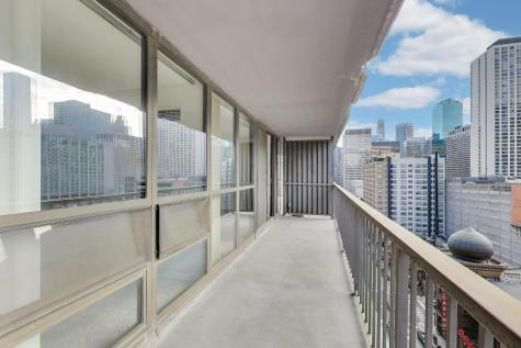 10 East Ontario Street Chicago IL 60611