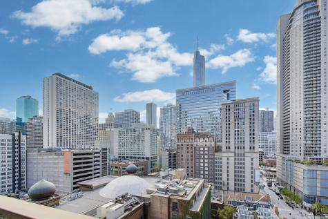 10 East Ontario Street Chicago IL 60611
