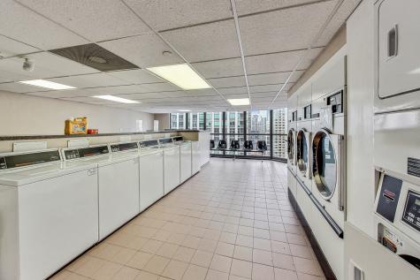 10 East Ontario Street Chicago IL 60611