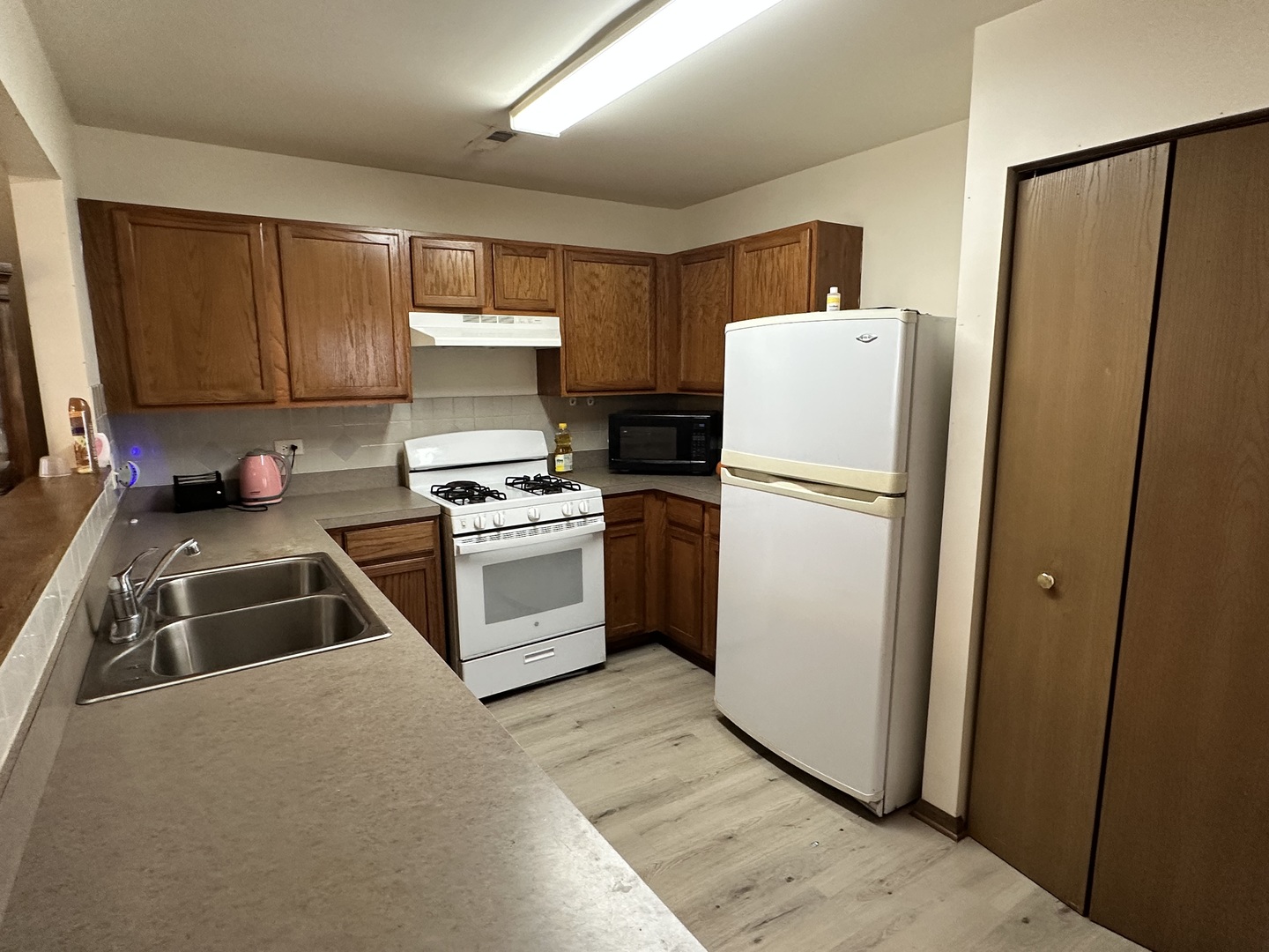 1033 Serendipity Drive Aurora IL 60504