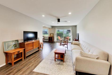 2640 North Windsor Drive Arlington Heights IL 60004