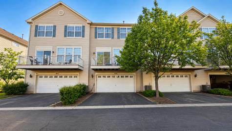 809 Brodhead Drive Aurora IL 60504