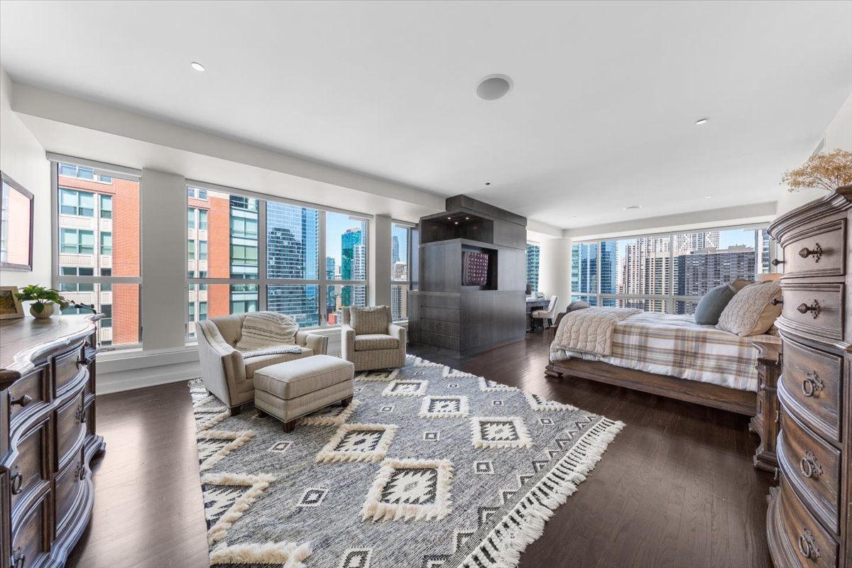 445 East North Water Street Chicago IL 60611