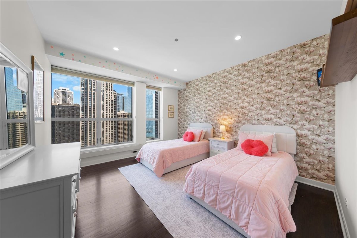 445 East North Water Street Chicago IL 60611