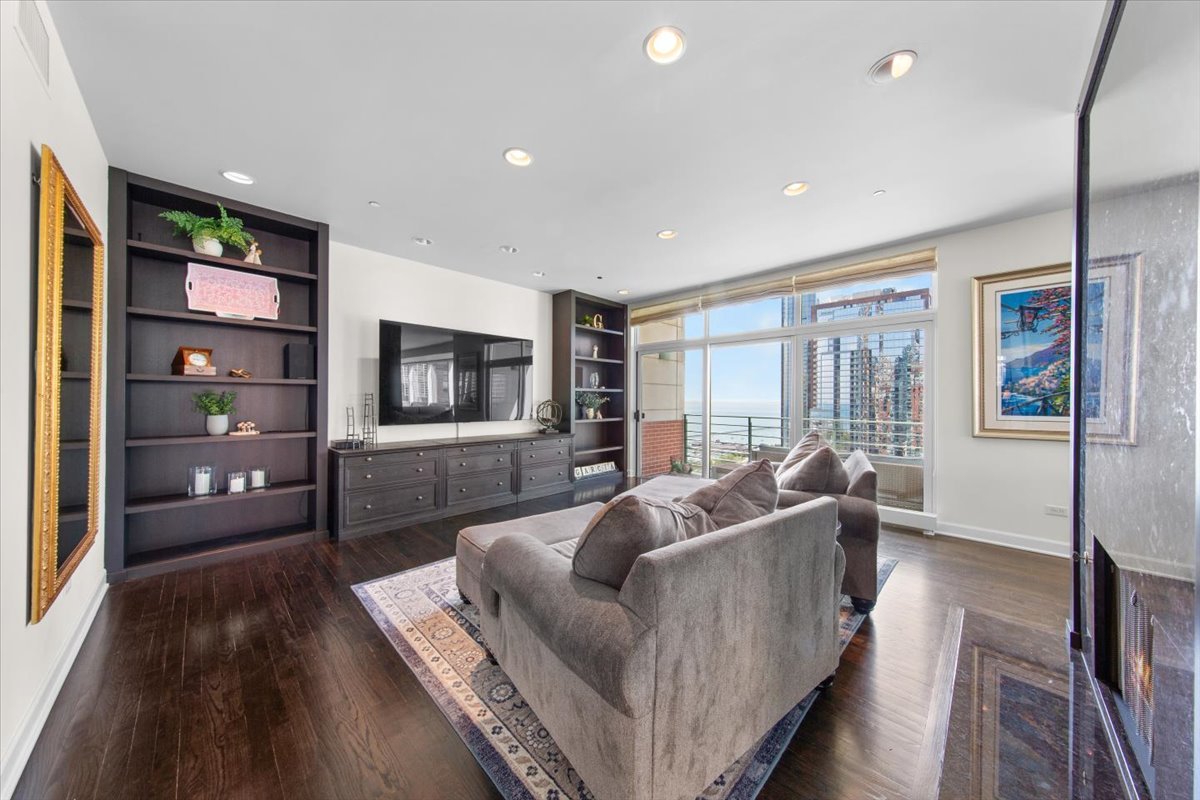 445 East North Water Street Chicago IL 60611