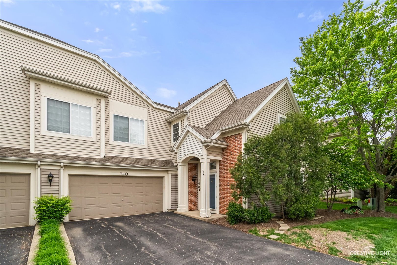 140 Heritage Lane Streamwood IL 60107