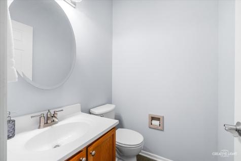 140 Heritage Lane Streamwood IL 60107