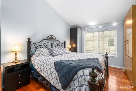 140 Heritage Lane Streamwood IL 60107