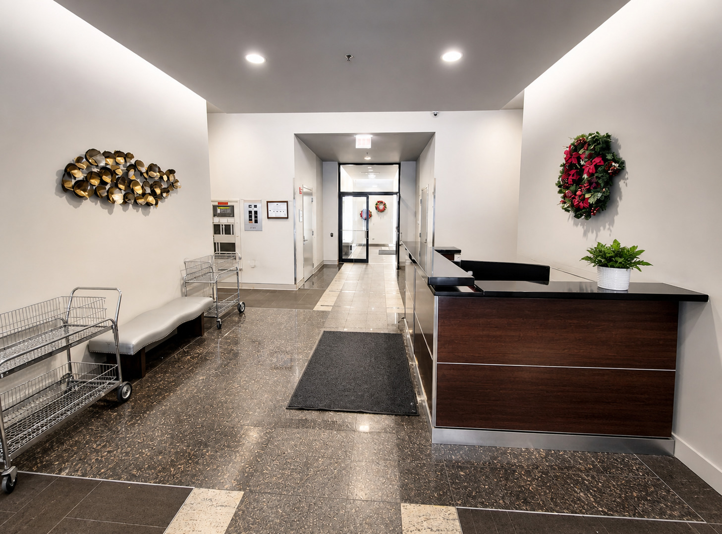 210 South Des Plaines Street Chicago IL 60661