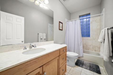1636 West Warren Boulevard Chicago IL 60612