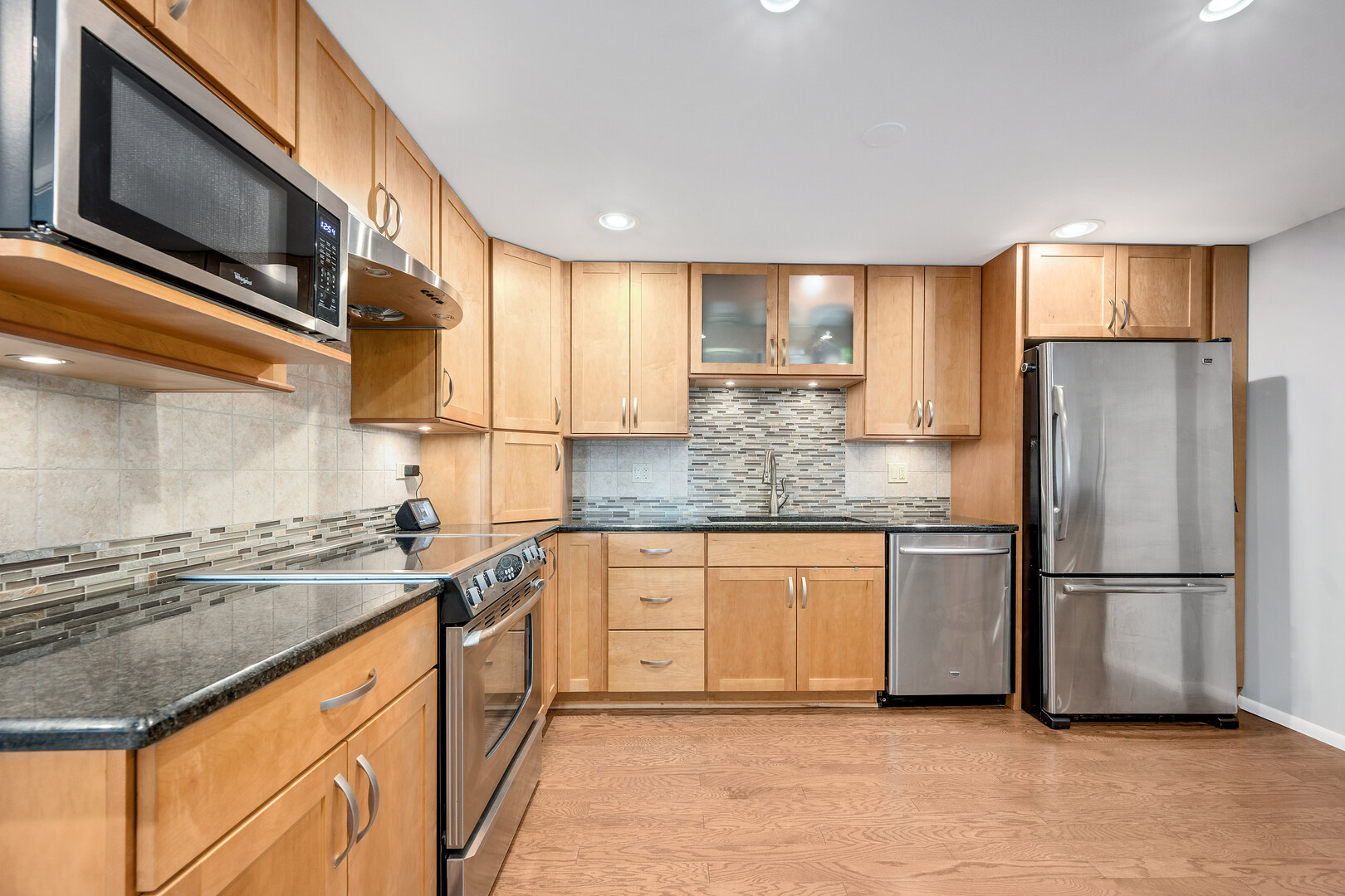 2000 Saint Regis Drive Lombard IL 60148