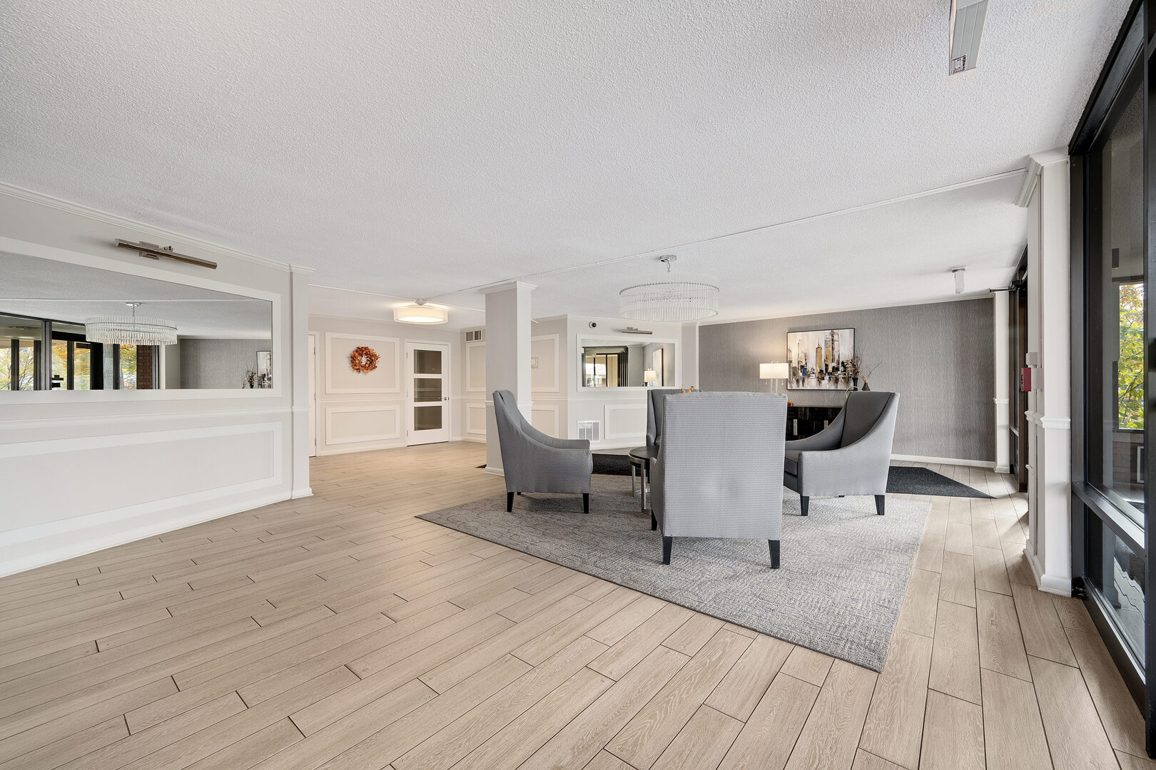2000 Saint Regis Drive Lombard IL 60148