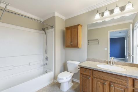 787 Thornbury Court Bartlett IL 60103